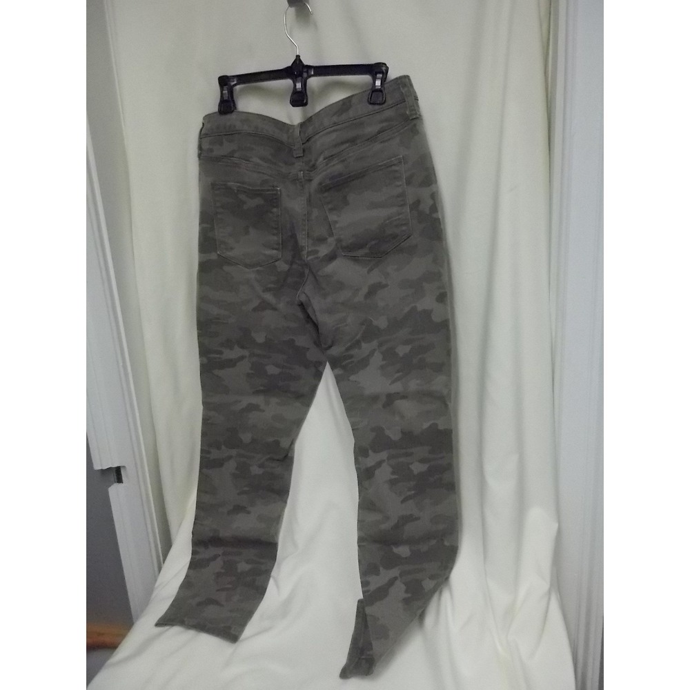 Universal Thread Womens Camo Skinny Jeans Grey Olive Camouflage Size 10/30R - Picture 2 of 6